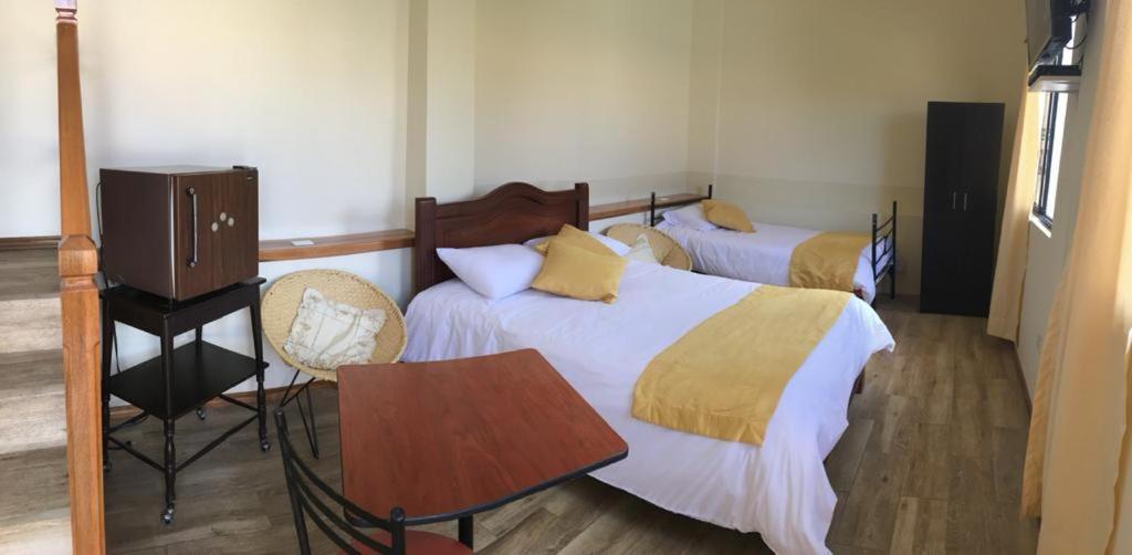 Tababela Airport B&B Bagian luar foto